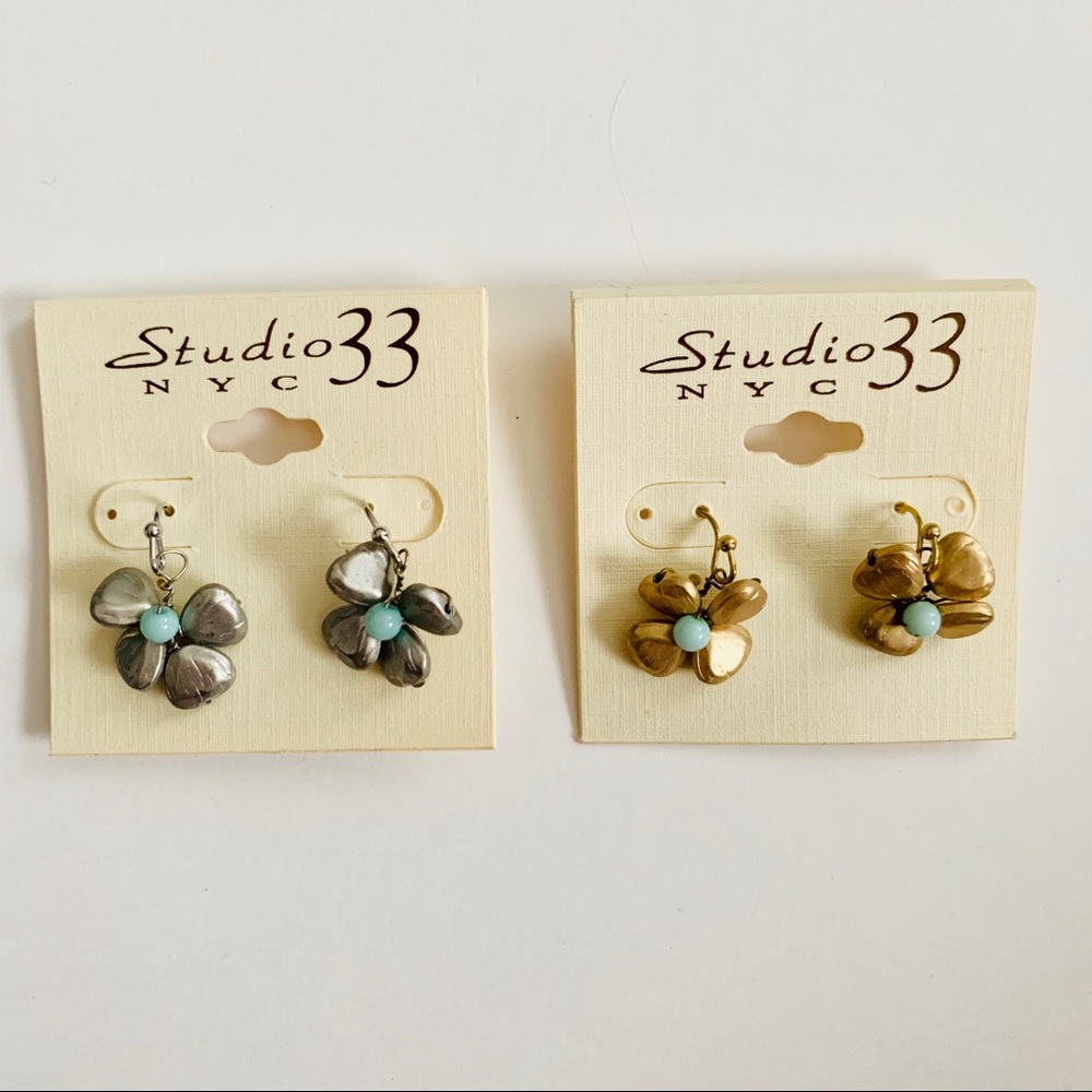 Set of 2 Flower Drop Earrings